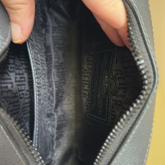 Kurt Geiger dark Gray Leather camera crossbody bag. - Picture 6 of 7